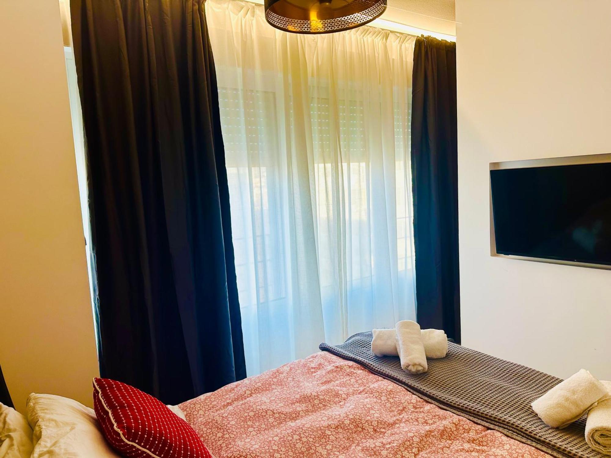 Royal Red Suite No 1, Piraeus Port Kültér fotó